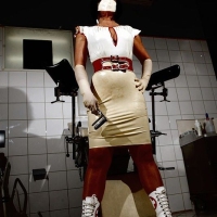 Bizarräztin Lady Dana - Foto 22 von 24