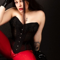 Madame Eva-Liliel Black - Foto 1 von 13