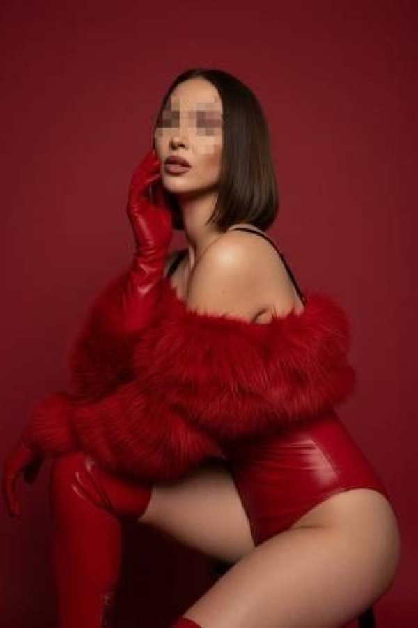 Mistress Dona